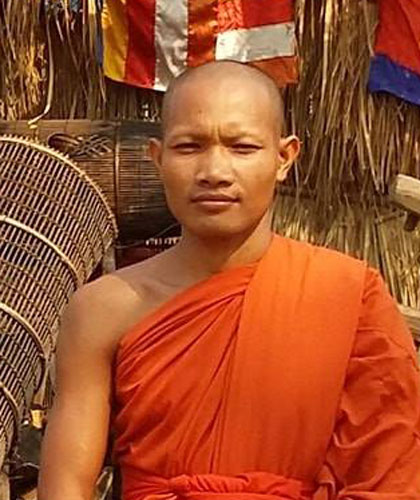 05_SimSreynon_PeaceGalleryCambodia_420x500